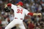 PHOENIX, AZ - JULY 12:  National League All-Star Roy Halladay #34 of the Philadelphia Phillies throws a pitch during the 82nd MLB All-Star Game at Chase Field on July 12, 2011 in Phoenix, Arizona.  (Photo by Jeff Gross/Getty Images)