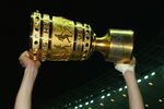 BERLIN - MAY 29:  Valerien Ismael of Werder Bremen celebrates winning The DFB Pokal Final between Werder Bremen and Alemania Aachen at The Olympic Stadium May 29, 2004 in Berlin, Germany.  (Photo by Stuart Franklin/Getty Images)