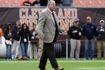 CLEVELAND, OH - OCTOBER 2:  Cleveland Browns president Mike Holmgren greets people on the field prior to to the game between the Cleveland Browns and the Tennessee Titans at Cleveland Browns Stadium on October 2, 2011 in Cleveland, Ohio. (Photo by Jason Miller/Getty Images)