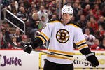 GLENDALE, AZ - DECEMBER 28:  Nathan Horton #18 of the Boston Bruins skates up to face off during the NHL game against the Phoenix Coyotes at Jobing.com Arena on December 28, 2011 in Glendale, Arizona. The Bruins defeated the Coyotes 2-1 in overtime.  (Photo by Christian Petersen/Getty Images)