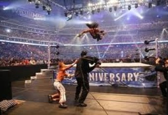 WRESTLEMANIA 28 Results: CM Punk Retains WWE Championship By Forcing Chris ...