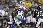 PHILADELPHIA, PA - JANUARY 02:  Miles Austin #19 of the Dallas Cowboys runs the ball against the Philadelphia Eagles on January 2, 2011 at Lincoln Financial Field in Philadelphia, Pennsylvania.  (Photo by Jim McIsaac/Getty Images)