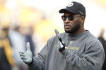 PITTSBURGH, PA - OCTOBER 30:  James Harrison #92 of the Pittsburgh Steelers watches his team warm up prior to the game against the New England Patriots on October 30, 2011 at Heinz Field in Pittsburgh, Pennsylvania.  (Photo by Jared Wickerham/Getty Images)