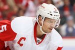 GLENDALE, AZ - JANUARY 19:  Nicklas Lidstrom #5 of the Detroit Red Wings during the NHL game against the Phoenix Coyotes at Jobing.com Arena on January 19, 2011 in Glendale, Arizona.  The Red Wings defeated the Coyotes 3-2 in an overtime shoot out.  (Photo by Christian Petersen/Getty Images)