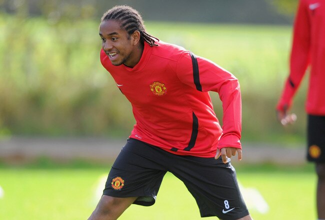 MANCHESTER, ENGLAND - SEPTEMBER 26: Anderson of Manchester United looks on during a training session ahead of their UEFA Champions League Group C match against Basel at the Carrington Training Ground on September 26, 2011 in Manchester, England.  (Photo by Michael Regan/Getty Images)