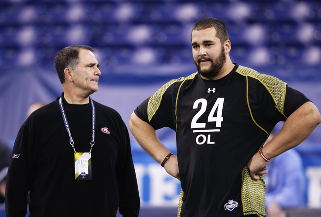 INDIANAPOLIS, IN - FEBRUARY 25: Offensive lineman Matt Kalil of USC talks with San Francisco 49ers offensive line coach Mike Solari during the 2012 NFL Combine at Lucas Oil Stadium on February 25, 2012 in Indianapolis, Indiana. (Photo by Joe Robbins/Getty Images)