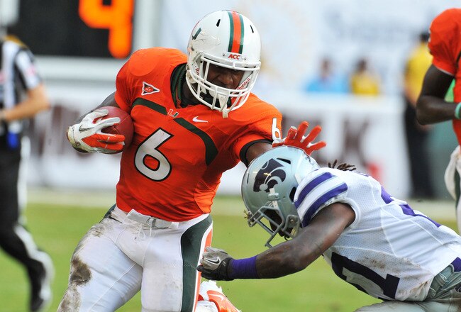 MIAMI GARDENS, FL - SEPTEMBER 24:  Running back Lamar Miller  #6 of the Miami Hurricanes rushes upfield against the Kansas State University Wildcats September 24, 2011 at Sun Life Stadium in Miami Gardens, Florida.  (Photo by Al Messerschmidt/Getty Images)