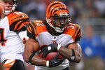 ST. LOUIS, MO - DECEMBER 18: Cedric Benson #32 of the Cincinnati Bengals runs against the St. Louis Rams at the Edward Jones Dome on December 18, 2011 in St. Louis, Missouri.  The Bengals beat the Rams 20-13.  (Photo by Dilip Vishwanat/Getty Images)