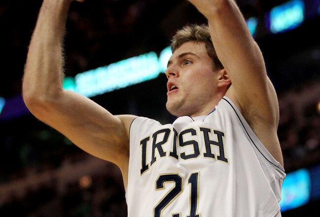 CHICAGO, IL - MARCH 20:  Tim Abromaitis #21 of the Notre Dame Fighting Irish shoots against the Florida State Seminoles in the first half during the third round of the 2011 NCAA men's basketball tournament at the United Center on March 20, 2011 in Chicago, Illinois.  (Photo by Jamie Squire/Getty Images)