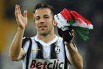 TURIN, ITALY - APRIL 11:  Alessandro Del Piero of Juventus FC celebrates victory at the end of the Serie A match between Juventus FC and SS Lazio at Juventus Arena on April 11, 2012 in Turin, Italy.  (Photo by Valerio Pennicino/Getty Images)