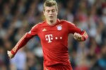 MADRID, SPAIN - APRIL 25:  Toni Kroos  of Bayern Munich on the ball during the UEFA Champions League Semi Final second leg between Real Madrid CF and Bayern Munich at The Bernabeu Stadium on April 25, 2012 in Madrid, Spain.  (Photo by Jasper Juinen/Getty Images)