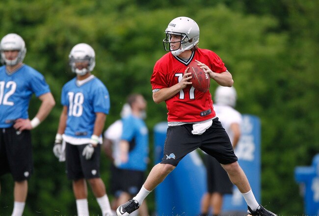ALLEN PARK, MI - MAY 12: Kellen Moore #17of the Detroit Lions throws a pass during a rookie mini camp  at the Detroit Lions Headquarters and Training Facility on May 12, 2012 in Allen Park, Michigan. (Photo by Gregory Shamus/Getty Images)