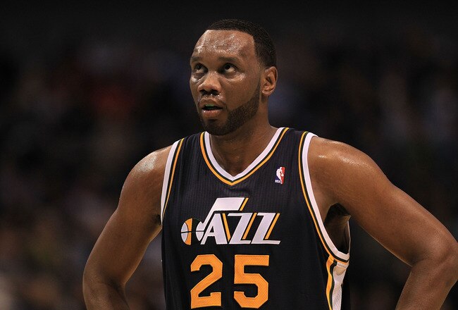 DALLAS, TX - FEBRUARY 23:  Forward Al Jefferson #25 of the Utah Jazz at American Airlines Center on February 23, 2011 in Dallas, Texas.  NOTE TO USER: User expressly acknowledges and agrees that, by downloading and or using this photograph, User is consenting to the terms and conditions of the Getty Images License Agreement.  (Photo by Ronald Martinez/Getty Images)