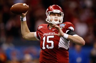 NEW ORLEANS, LA - JANUARY 04:  Ryan Mallett #15 of the Arkansas Razorbacks looks to pass against the Ohio State Buckeyes during the Allstate Sugar Bowl at the Louisiana Superdome on January 4, 2011 in New Orleans, Louisiana.  (Photo by Chris Graythen/Getty Images)