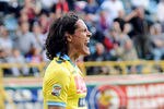 BOLOGNA, ITALY - MAY 06: Edinson Cavani of SSC Napoli shows appears frustrated during the Serie A match between Bologna FC and SSC Napoli at Stadio Renato Dall'Ara on May 6, 2012 in Bologna, Italy.  (Photo by Mario Carlini / Iguana Press/Getty Images)