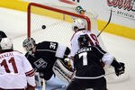 LOS ANGELES, CA - MAY 20:  Shane Doan #19 of the Phoenix Coyotes scores a power play goal in the first period past goaltender Jonathan Quick #32 of the Los Angeles Kings in Game Four of the Western Conference Final during the 2012 NHL Stanley Cup Playoffs at Staples Center on May 20, 2012 in Los Angeles, California.  (Photo by Harry How/Getty Images)