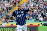 UDINE, ITALY - APRIL 25:  Wesley Sneijder of Internazionale Milano celebrates after scoring  his second goal during the Serie A match between Udinese Calcio and FC Internazionale Milano at Stadio Friuli on April 25, 2012 in Udine, Italy.  (Photo by Dino Panato/Getty Images)