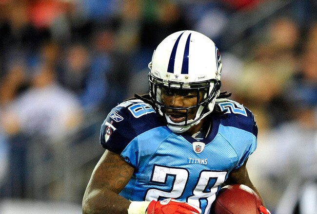 NASHVILLE, TN - NOVEMBER 06:  Chris Johnson #28 of the Tennessee Titans runs against the Cincinnati Bengals during play at LP Field on November 6, 2011 in Nashville, Tennessee. The Bengals won 24-17.  (Photo by Grant Halverson/Getty Images)