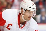 GLENDALE, AZ - JANUARY 19:  Nicklas Lidstrom #5 of the Detroit Red Wings during the NHL game against the Phoenix Coyotes at Jobing.com Arena on January 19, 2011 in Glendale, Arizona.  The Red Wings defeated the Coyotes 3-2 in an overtime shoot out.  (Photo by Christian Petersen/Getty Images)