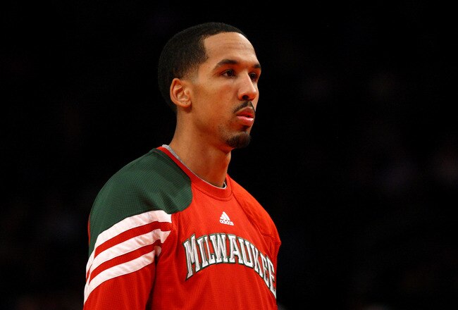 NEW YORK, NY - MARCH 26:  Shaun Livingston #9 of the Milwaukee Bucks looks on during warm ups against the New York Knicks at Madison Square Garden on March 26, 2012 in New York City. NOTE TO USER: User expressly acknowledges and agrees that, by downloading and or using this photograph, User is consenting to the terms and conditions of the Getty Images License Agreement.  (Photo by Chris Chambers/Getty Images)