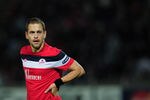 LILLE, FRANCE - OCTOBER 18:  Joe Cole of LOSC Lille Metropole in action during the UEFA Champions League, group B match between LOSC Lille Metropole and FC Internazionale Milano  at Stade Lille-Metropole on October 18, 2011 in Lille, France.  (Photo by Jamie McDonald/Getty Images)