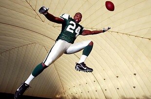 Darrelle-revis-holdout-dont-know1_crop_310x205