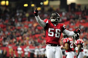 ATLANTA, GA - JANUARY 01: Sean Weatherspoon #56 of the Atlanta Falcons celebrates after stopping a two-point conversion attempt by the Tampa Bay Buccaneers during play at the Georgia Dome on January 1, 2012 in Atlanta, Georgia. The Falcons won 45-24. (Photo by Grant Halverson/Getty Images)