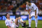LA CORUNA, SPAIN - SEPTEMBER 05: Jan Vertonghen (L) of Belgium lies injured beside teamate Thomas Vermaelen during the Group 5 FIFA2010 World Cup Qualifier match between Spain and Belgium at the Riazor stadium on September 5, 2009 in La Coruna, Spain.  (Photo by Denis Doyle/Getty Images)