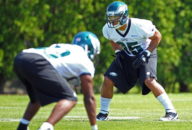 PHILADELPHIA, PA - MAY 12: Mychal Kendricks #95 of the Philadelphia Eagles lines up for a drill during rookie minicamp at their practice facility on May 12, 2012 in Philadelphia, Pennsylvania. (Photo by Rich Schultz /Getty Images)