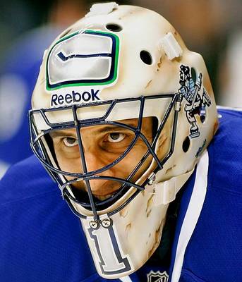 Nhl Goalies Helmets