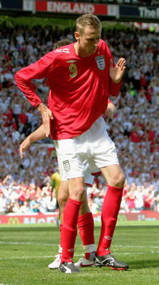 Beckham Goal Celebration on Off His Dance Moves At A Party Hosted By English Captain David Beckham