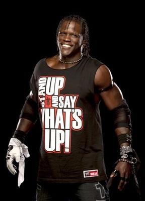 قصه حياه المصارع ار تروث Rtruth2_display_image