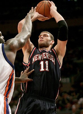 Brook-lopezjumper_display_image