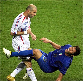 Zidane_headbutt_display_image