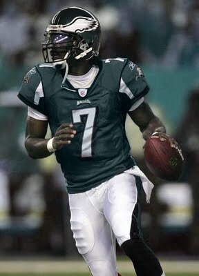 Michael_vick_eagles_display_image