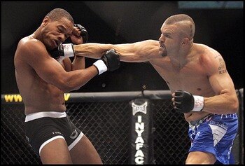 Chuck-white_display_image
