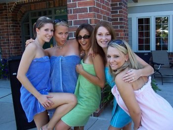 Iowa_girls_77_display_image