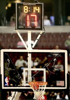 051118_clearshotclock_vmed