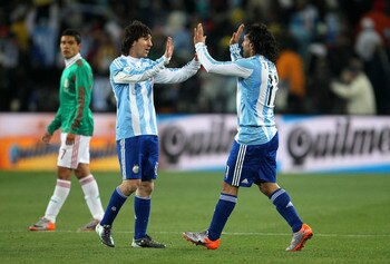 Carlos-tevez-lionel-messi-argentina-2010-world-cup-germany_display_image