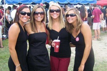 43southcarolinafans6_display_image.jpg