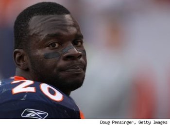 Travis-henry1_display_image