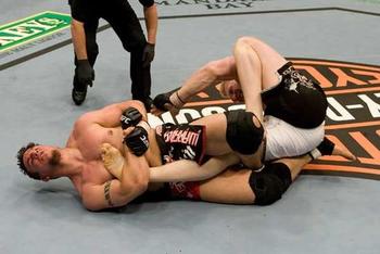 Frank-mir-lesnar-leg-lock_display_image