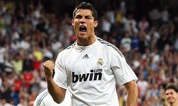 Cristiano-ronaldo-celebra-001_display_image