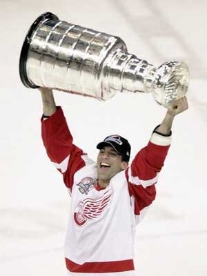 Chrischelios2_display_image