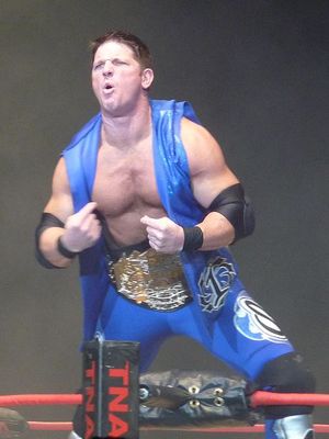 WWE Monday Night RAW. Resultados 20/Febrero/2011 449px-AJ_Styles_World_Champion_January_2010_display_image