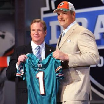 Nfl_g_long1_sq_300_display_image