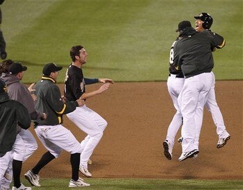 Oaklandas_display_image
