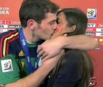 Kiss_display_image