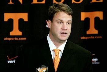 010209lane-kiffin_t6001_display_image