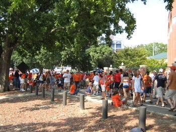Auburntailgating_display_image